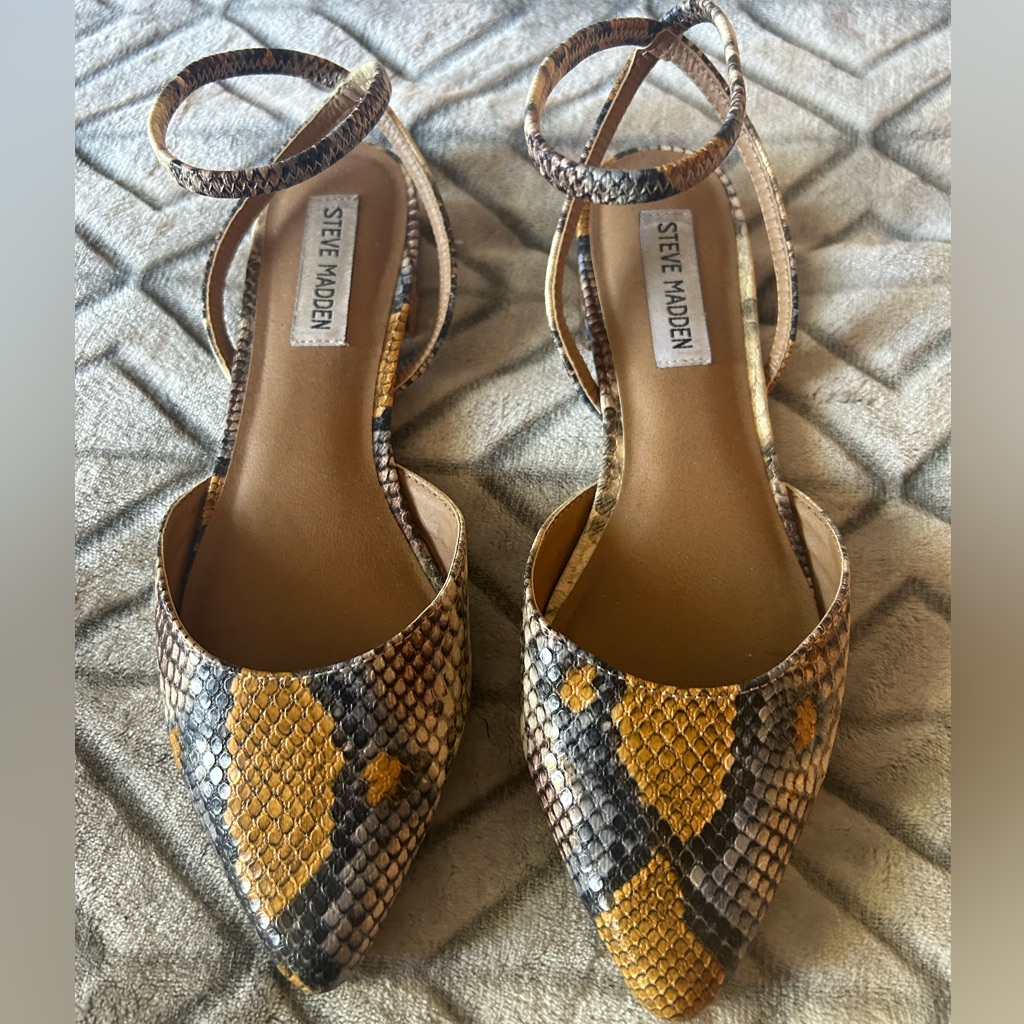 Steve Madden Python Pointed Toe Flats